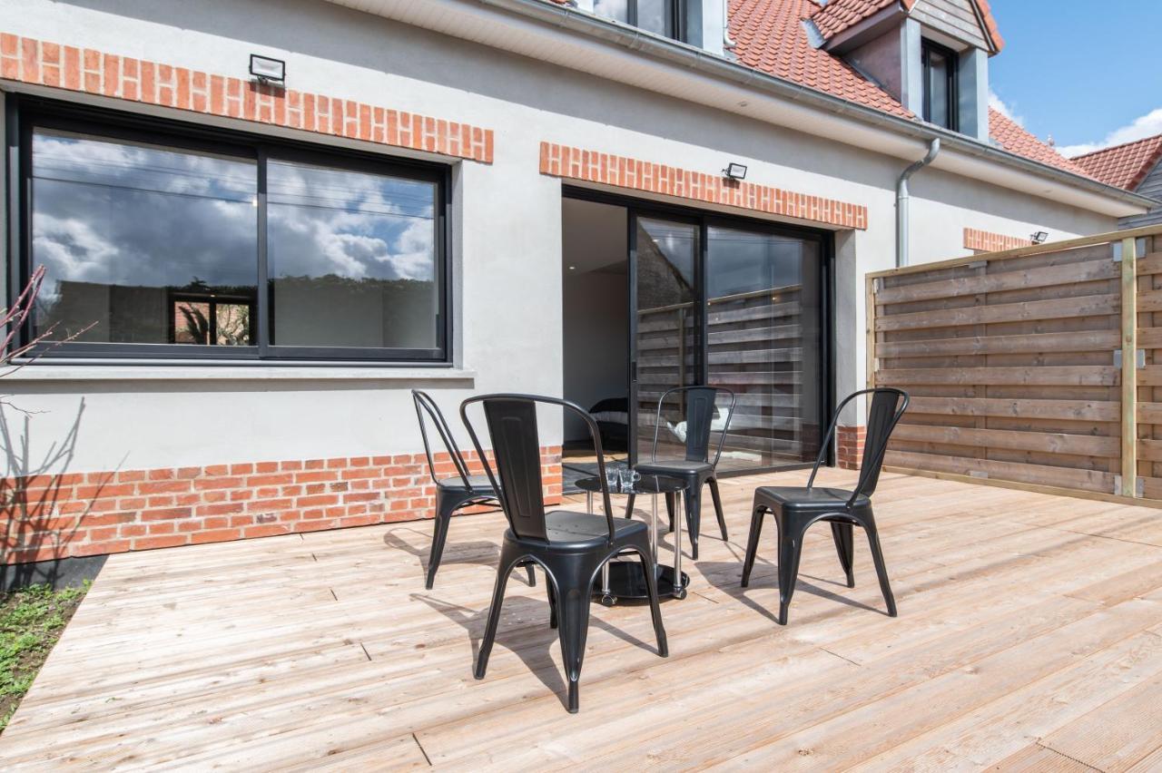 Au Coeur Du Village Saint-Aubin  Exteriör bild
